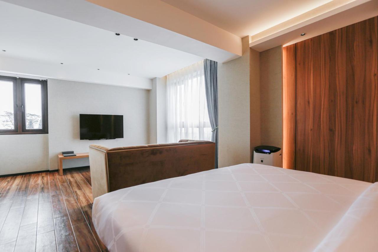 טגאיטאי Hotel Casiana & Events Center Tagaytay Managed By Hii מראה חיצוני תמונה
